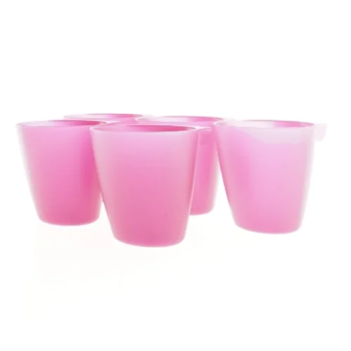 Plastik krus fra IKEA (str. 12 x 12 x 13 cm)