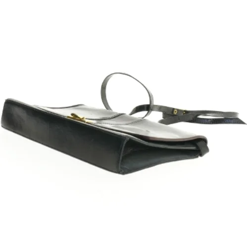 Flad sort skuldertaske fra Belsac (str. 27 x 16 x 5 cm)