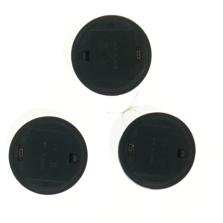 Sæt med tre LED lysestager (str. Ø 9 cm længde 10,5 & 12,5 & 15 cm)
