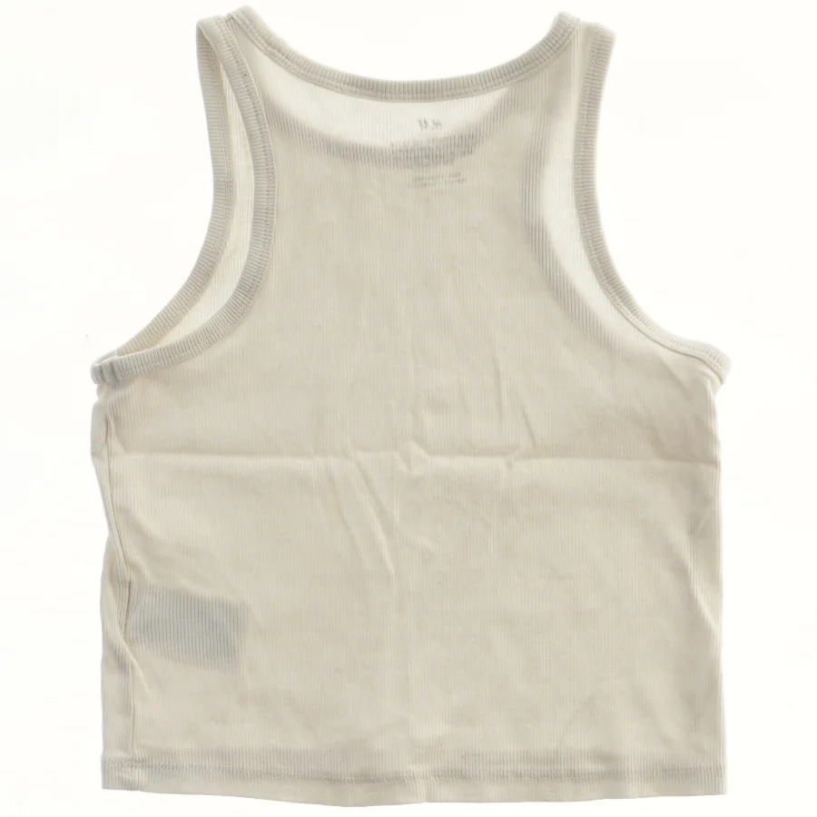 Tanktop fra H&M (str. 146)