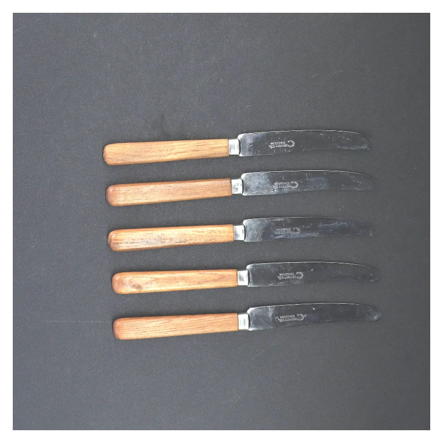 Smørknive i rustfrit stål med træskaft (str. 17 cm)