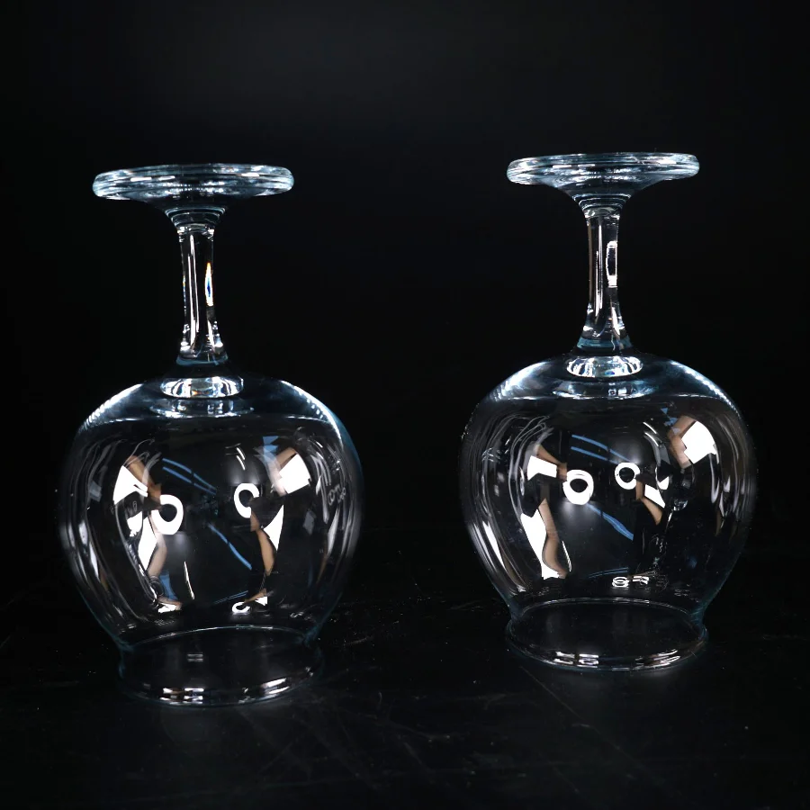 Vinglas (2 stk) (str. 18 x 11 cm)