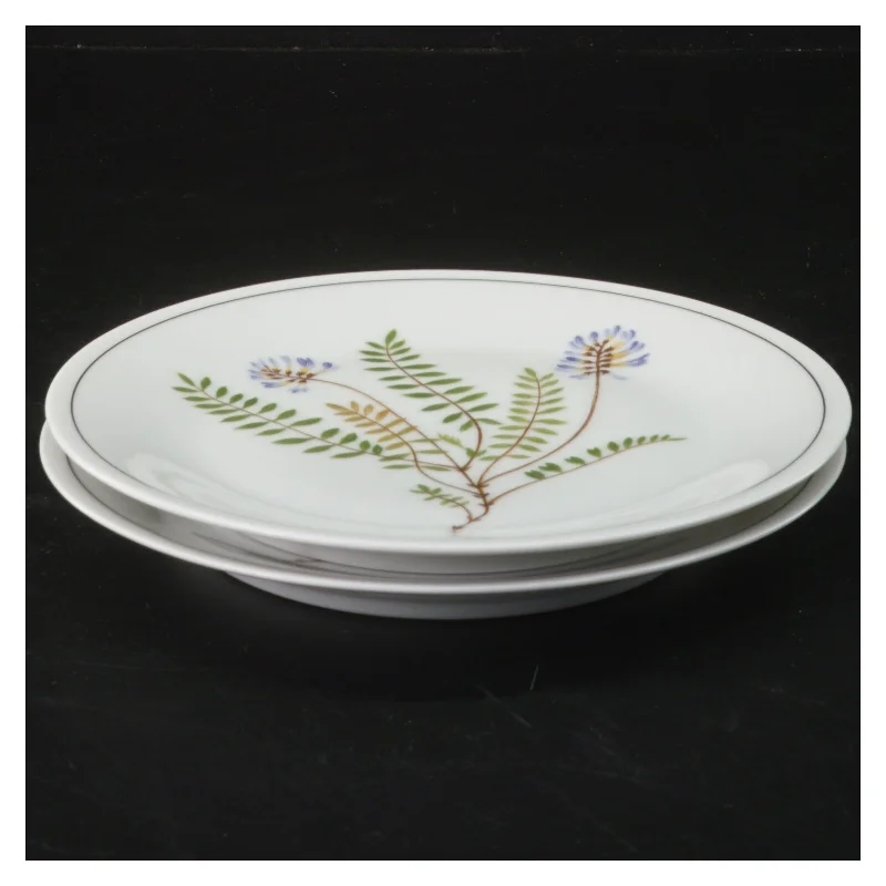 Tallerken med blomstermotiv fra Tirschenreuth (str. Ø 17 cm)