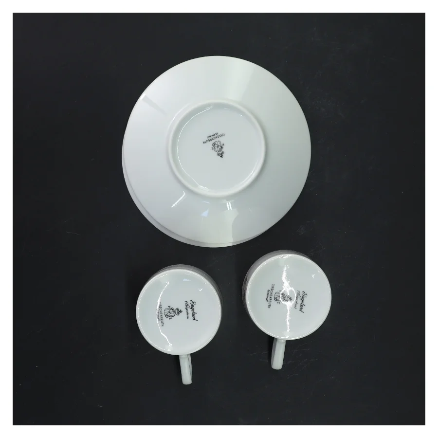 Kaffekopper og underkopper fra Tirschenreuth (str. Ø 13xh7 cm)