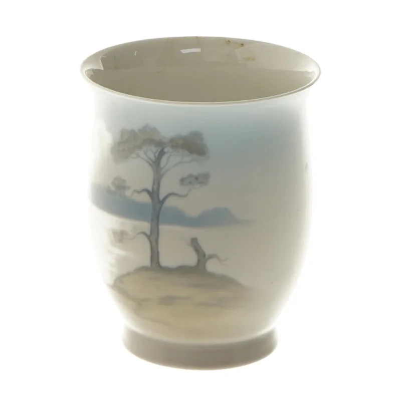 Porcelænskop med landskabsmotiv fra Bing & Grøndahl (str. Ø 8,5x11 cm)