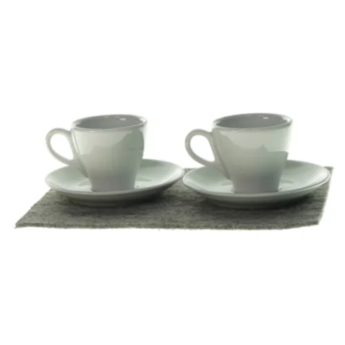 Espressokopper med underkopper (str. 13 og 7x7cm)