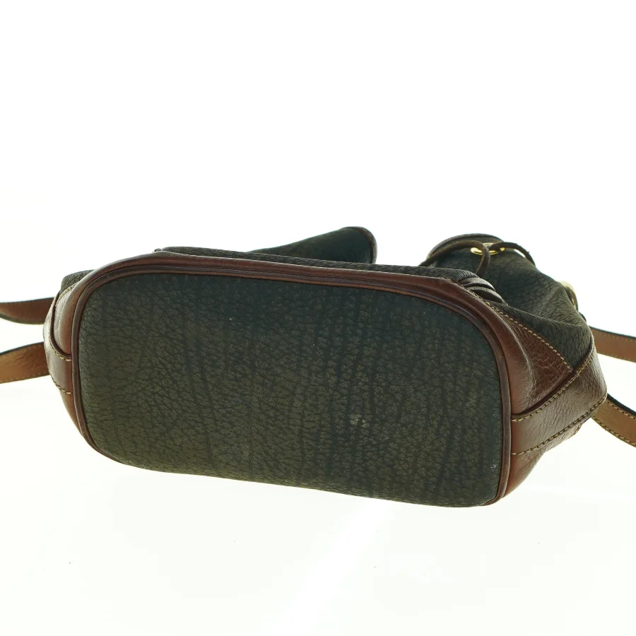 Brun skuldertaske fra A Antunes (str. 23 x 26 cm)