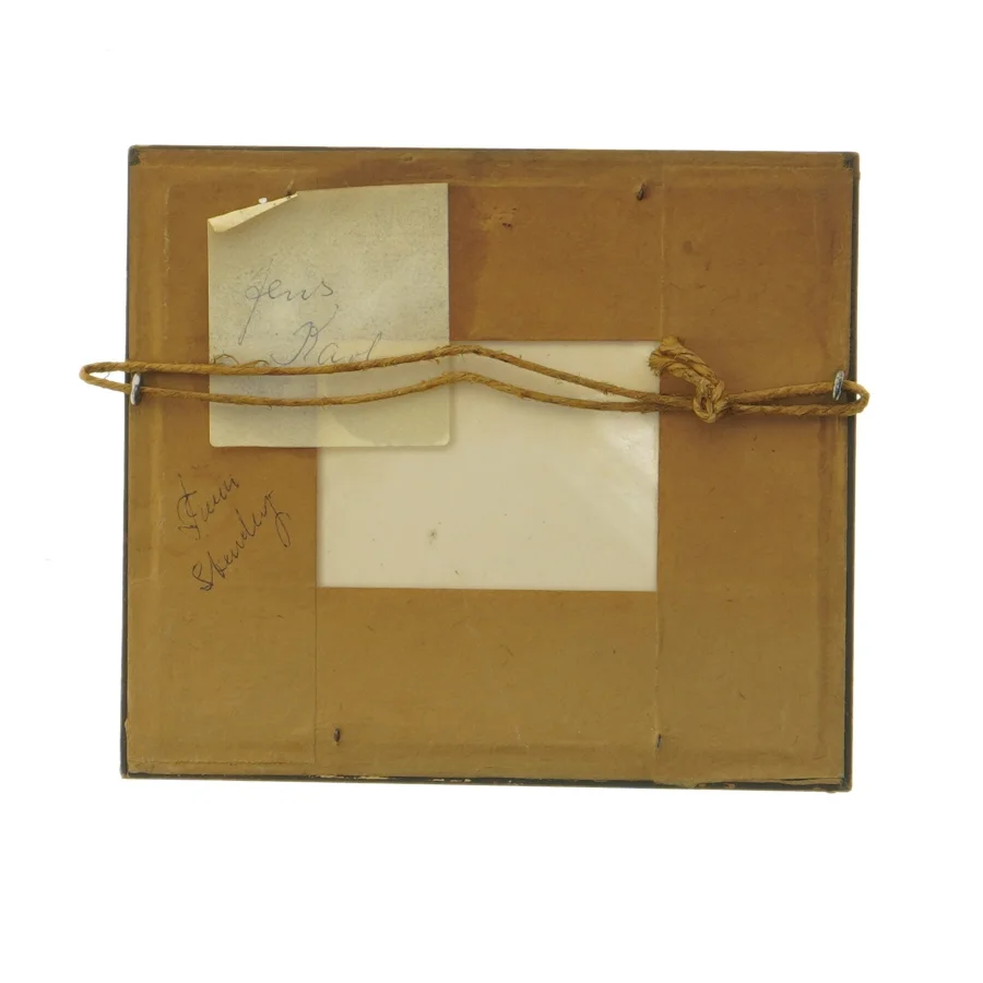 Gammelt indrammet billede (str. 15x13 cm)