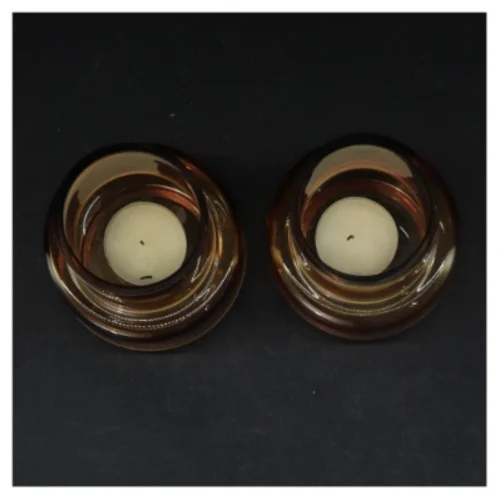 Sæt af to lysestager (str. 11 cm)