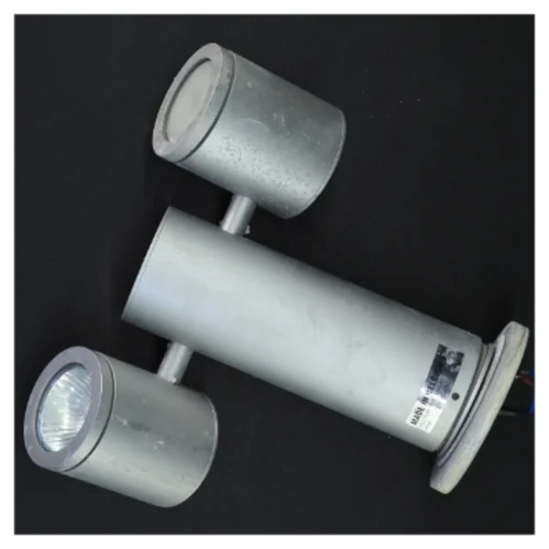 Loftslampe (inde/ude) med tre spots (2 stk) (str. 19 cm)