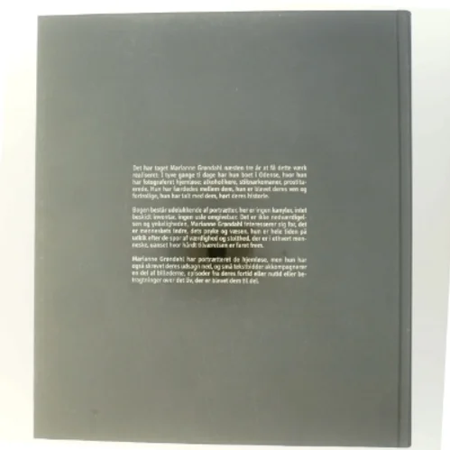 Fotobog 'Udstødt' af Marianne Grøndahl fra Gyldendal