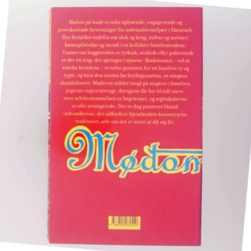 Mødom på mode : beretninger om skik og brug blandt indvandrere (Bog)