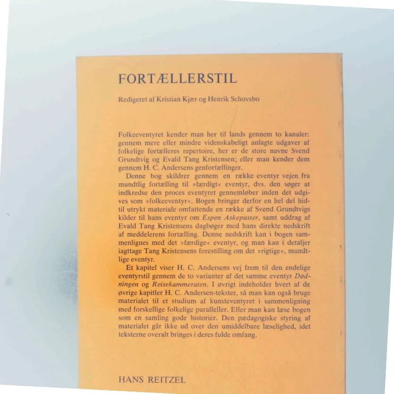 Fortæller stil fra Hans Reitzels Forlag