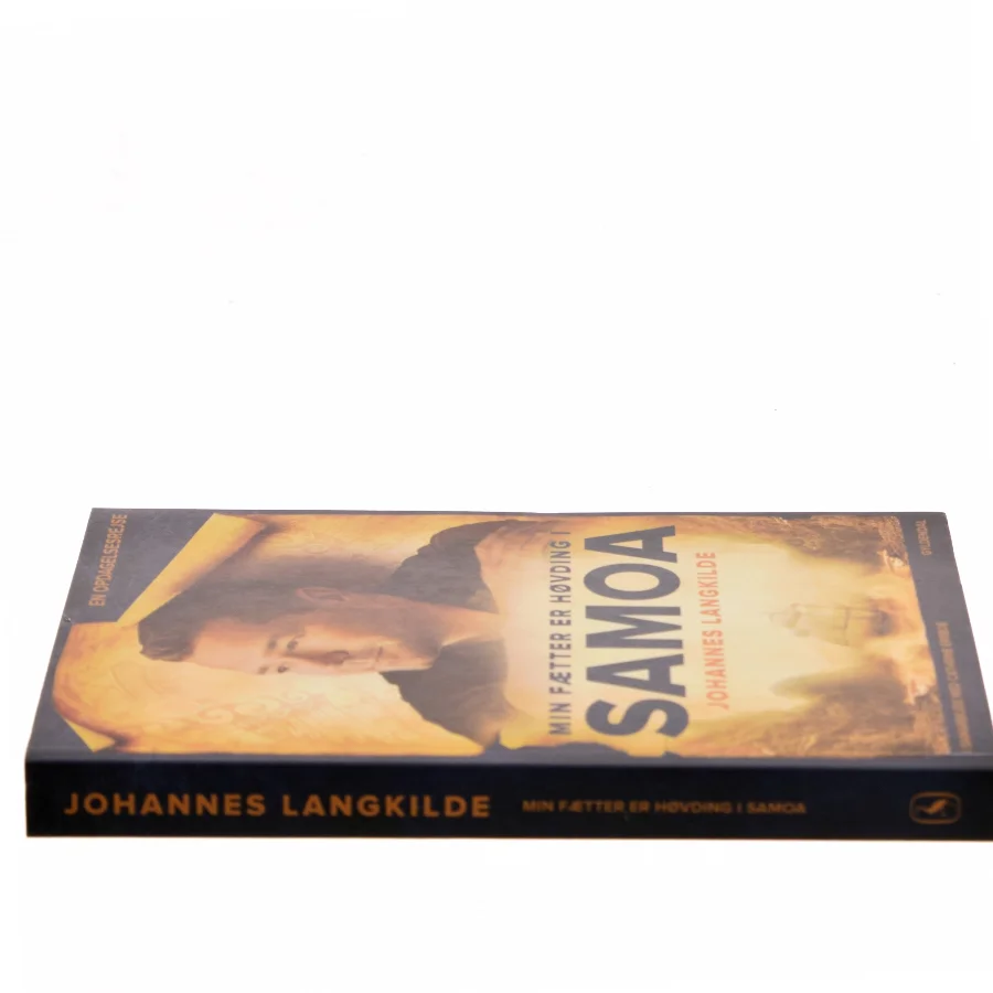 Min fætter er høvding i Samoa : en opdagelsesrejse af Johannes Langkilde (f. 1977) (Bog)
