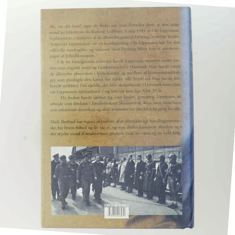 En kriger : portræt af Ole Lippmann af Niels Barfoed (Bog)