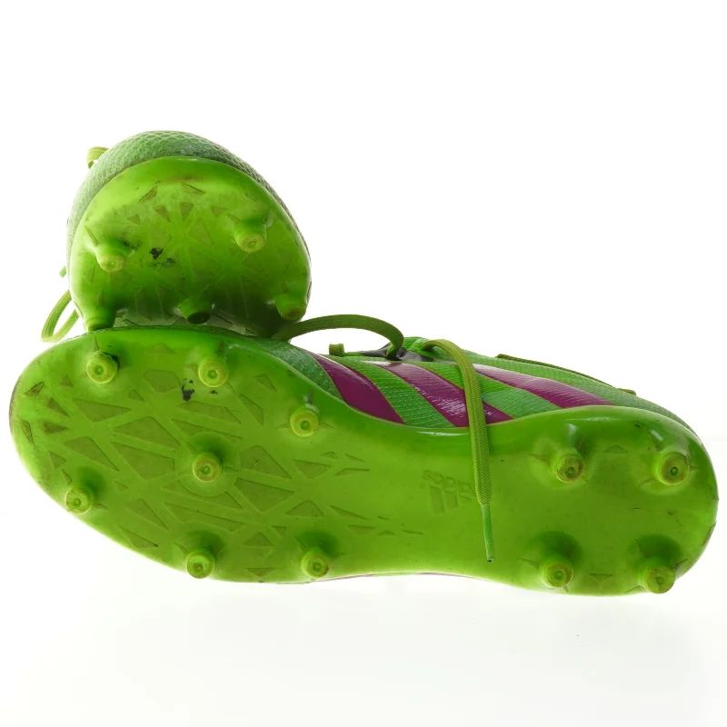 Adidas fodboldstøvler(str. Længde, 27 cm) fra Adidas (str. Længde, 27 cm)