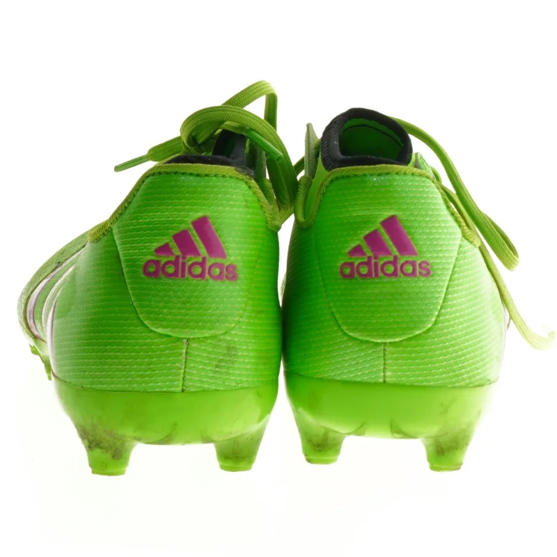 Adidas fodboldstøvler(str. Længde, 27 cm) fra Adidas (str. Længde, 27 cm)