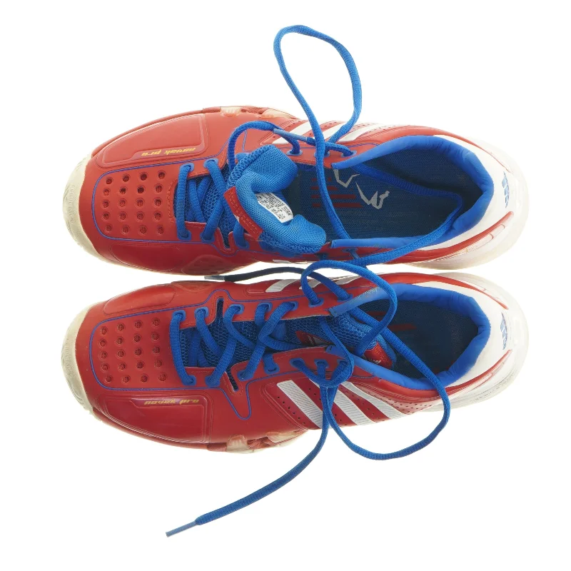 Adidas sportssko fra Adidas (str. 39 )