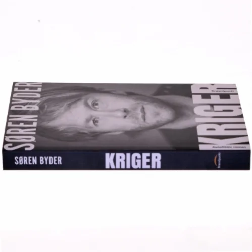 Kriger : autofiktiv roman af Søren Byder (Bog)