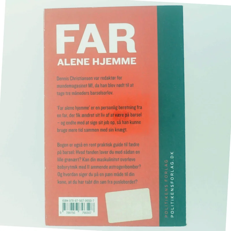 Far alene hjemme af Dennis Christiansen (f. 1976) (Bog)