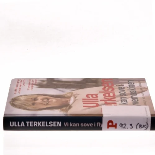 Vi kan sove i flyvemaskinen af Ulla Terkelsen (Bog)