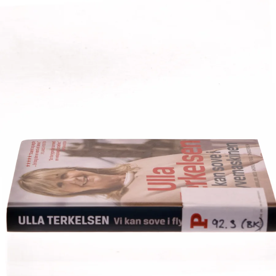 Vi kan sove i flyvemaskinen af Ulla Terkelsen (Bog)