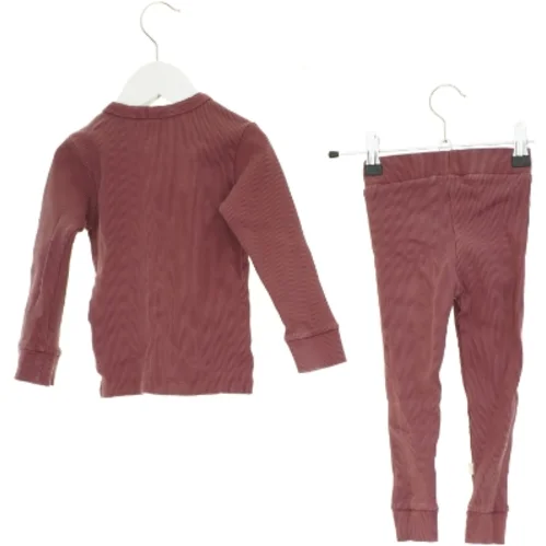 Sæt (2 stk.) fra Hummel (str. 92 cm)