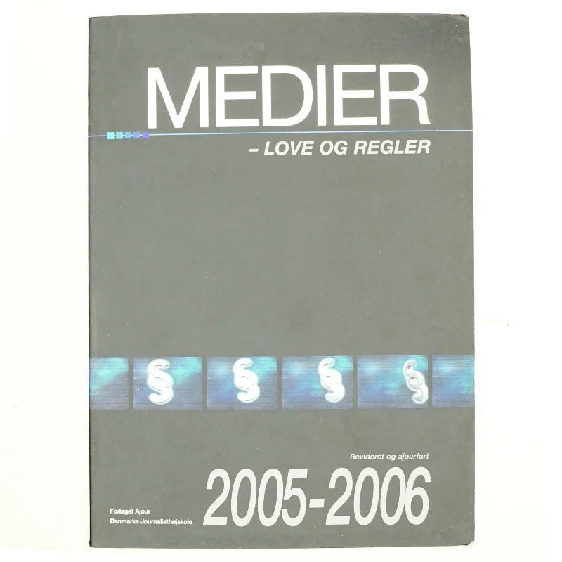 Medier - love og regler (Bog)