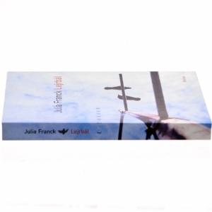 Lejrbål : roman af Julia Franck (Bog)