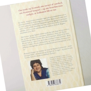 Jeg har et tæppe i tusind farver af Anne B. Ragde (Bog)