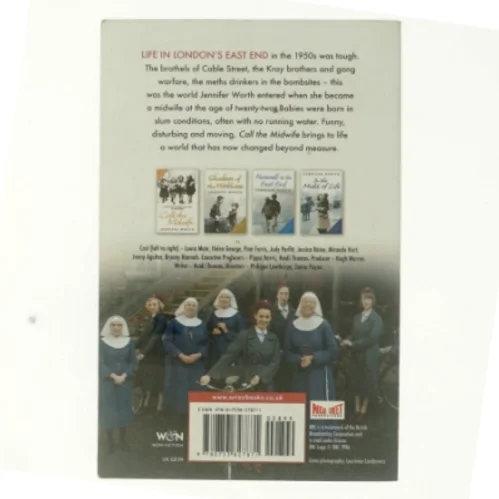 Call the midwife : a true story of the East End in the 1950s af Jennifer Worth (Bog)