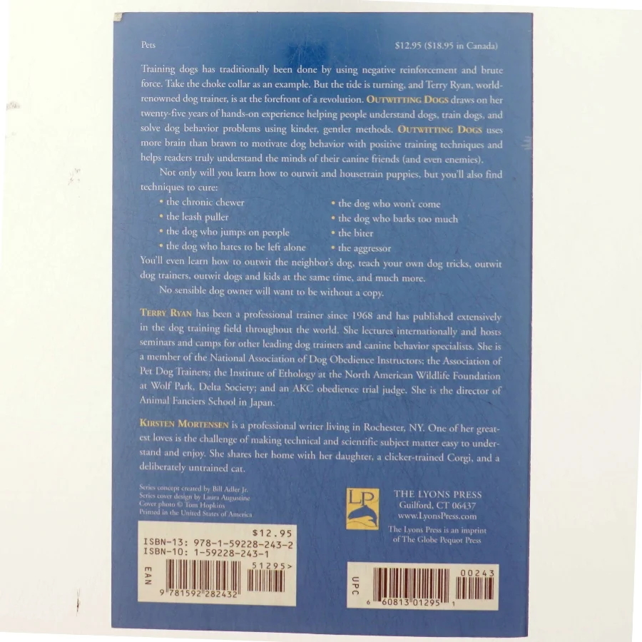 Outwitting dogs af Terry Ryan