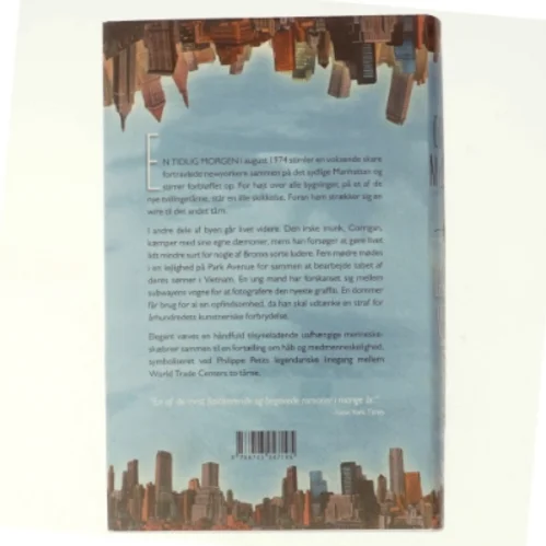 Lad kun verden tumle sig af Colum McCann (Bog)