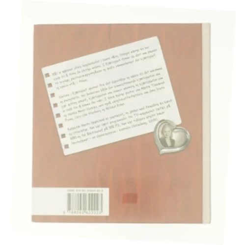 Kjærlighet af Matte Spurkland fra Bog