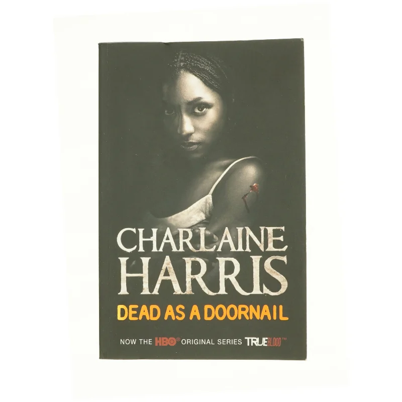 Dead as a Doornail by Charlaine Harris af Charlaine Harris (Bog)