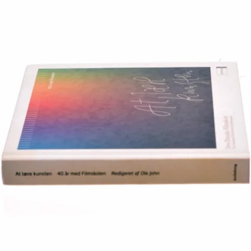 At læse kunsten : 40 år med Filmskolen (Bog)