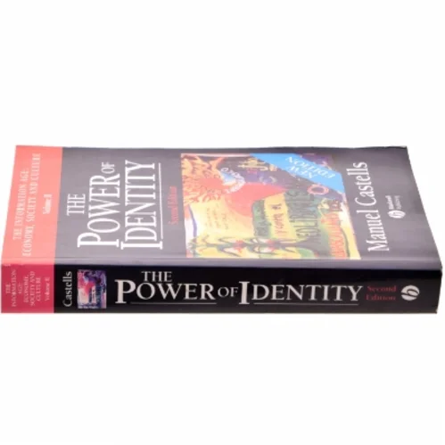 The information age : economy, society, and culture af Manuel Castells (Bog)