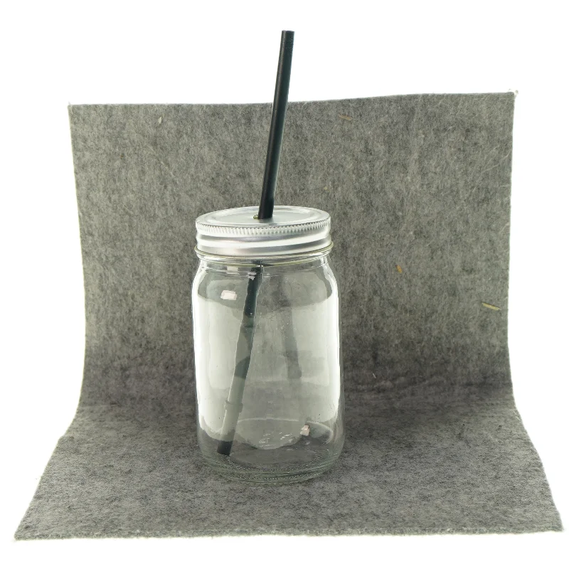 Glas med Sugerør og låg