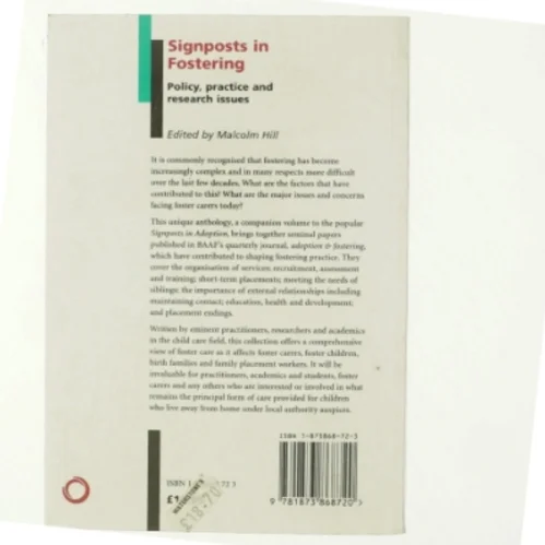 Signposts in Fostering af Malcolm Hill (Bog)