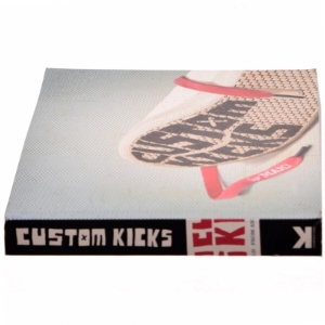 Custom kicks : personalized footwear (Bog)