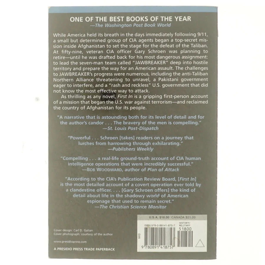 First In af Gary Schroen (Bog)