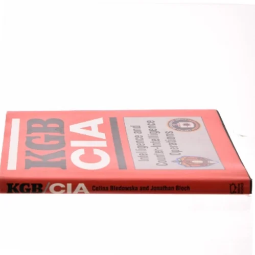 KGB/CIA af Celina Bledowska (Bog)