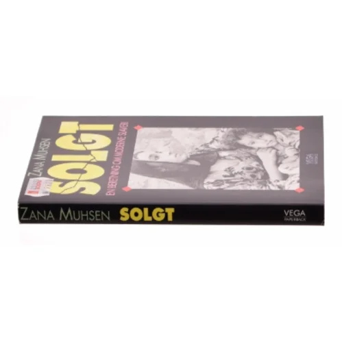 Solgt af Zana Muhsen