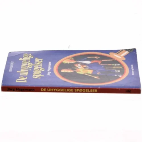 De uhyggelige spøgelser af Jörg Hagemann (Bog)
