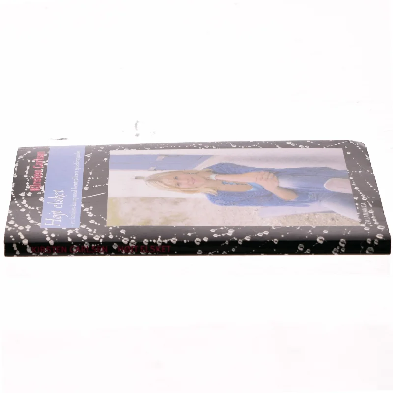 Højt elsket : en families kamp mod kontrolleret spiseforstyrrelse af Kirsten Carlsen (f. 1988) (Bog)