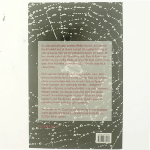 Højt elsket : en families kamp mod kontrolleret spiseforstyrrelse af Kirsten Carlsen (f. 1988) (Bog)