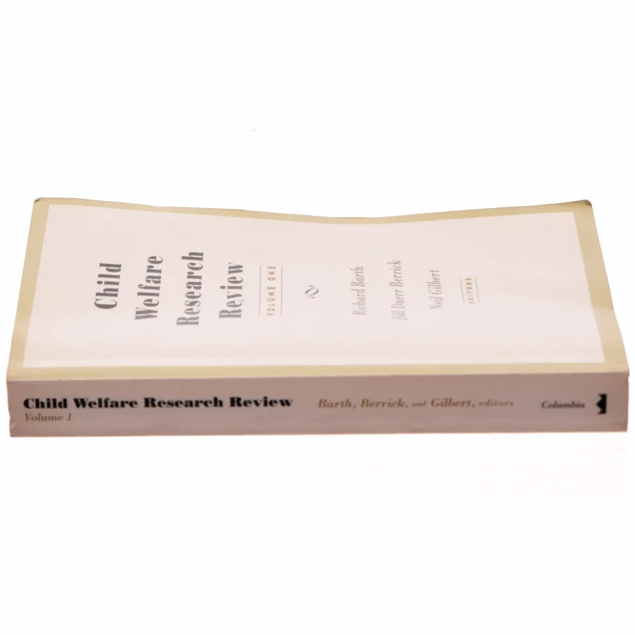 Child Welfare Research Review af Richard P. Barth, Jill Duerr Berrick (Bog)