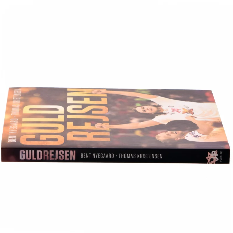 Guldrejsen : ni år under kaptajn Wilbek (Bog)