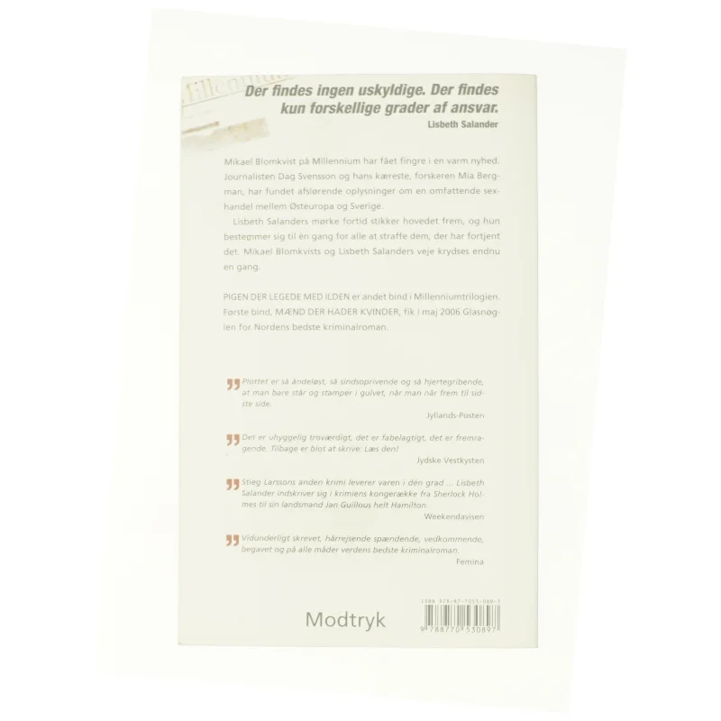 Pigen Der Legede Med Ilden (Millennium, 2. Bind) af Stieg Larsson (Bog)