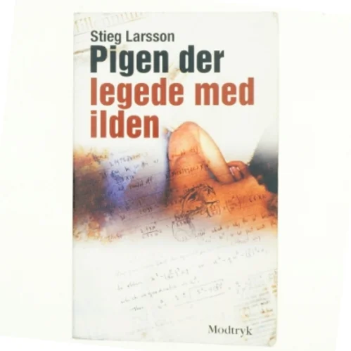 Pigen Der Legede Med Ilden (Millennium, 2. Bind) af Stieg Larsson (Bog)